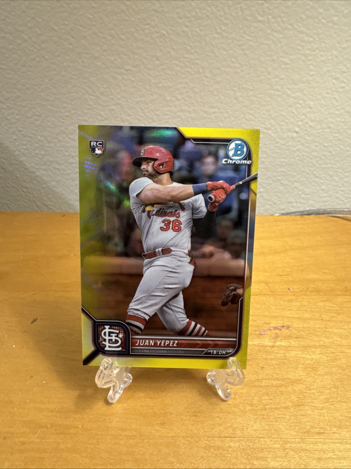 2022 Bowman Chrome - Juan Yepez #26 Yellow Refractor /75 (RC)