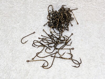 Fish Hooks - Bronze Bait Holder SE Size 4- 100 Pieces Ships From US Fish Hooks - Bronze Bait Holder SE Size 4- 100 Pieces Ships From US