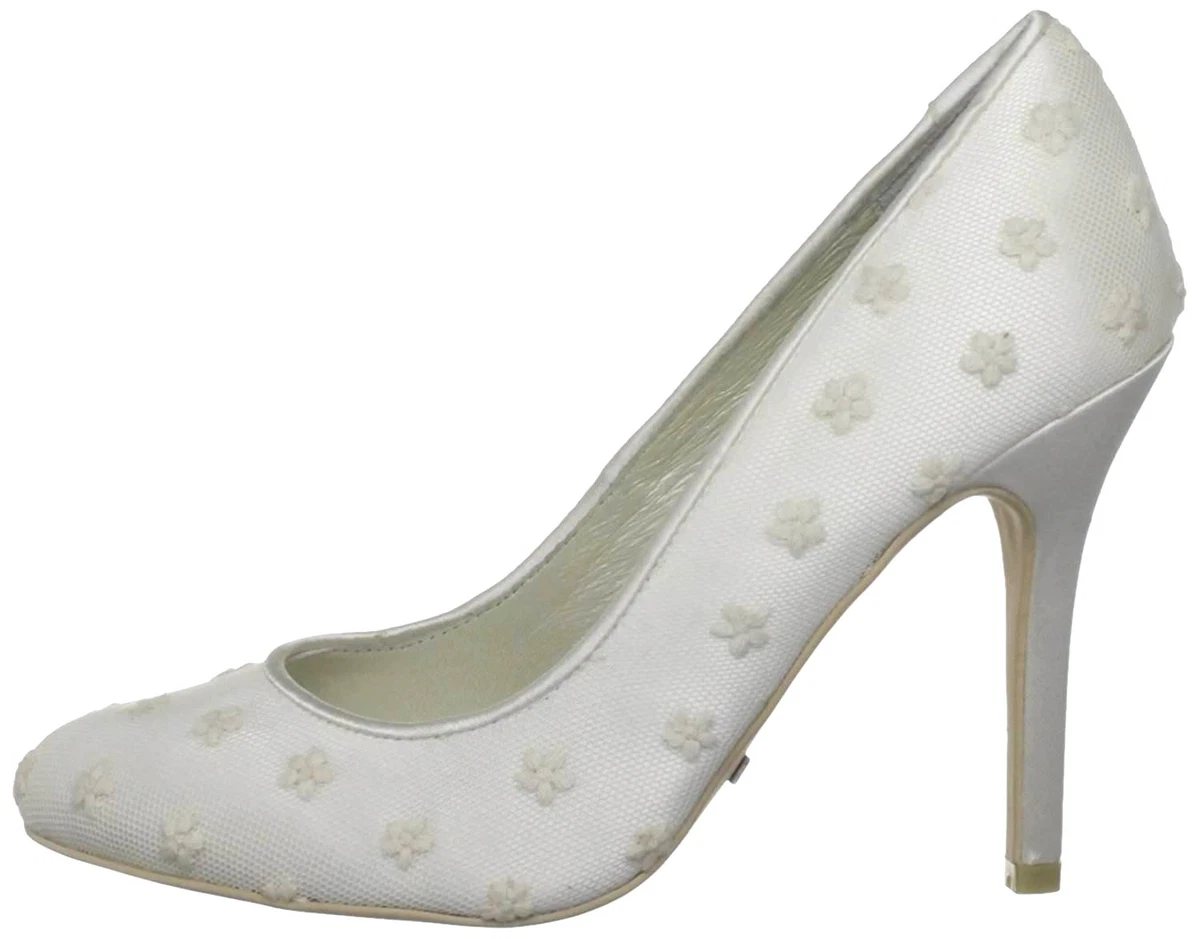 Menbur wedding best sale shoes