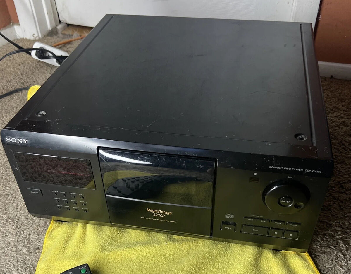 Sony CDP-CX200 CD Player & Remote Sony MegaStorage 200 Sony CDP-CX200 CD Player & Remote Sony MegaStorage 200