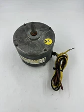 GE Carrier Condenser Fan Motor 5KCP39GFS166S HC37GE210A 825 RPM 230V used #55Y