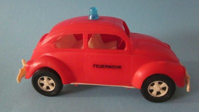 VW Käfer - Wader - Kunststoff - Feuerwehr - etwa 18,5 cm lang - guter Zustand
