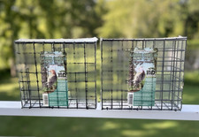 2 comederos grandes de alambre para pájaros granjas de pino jaula de gamuza pasteles de semillas 8 x 7,5 x 3,5 nuevos