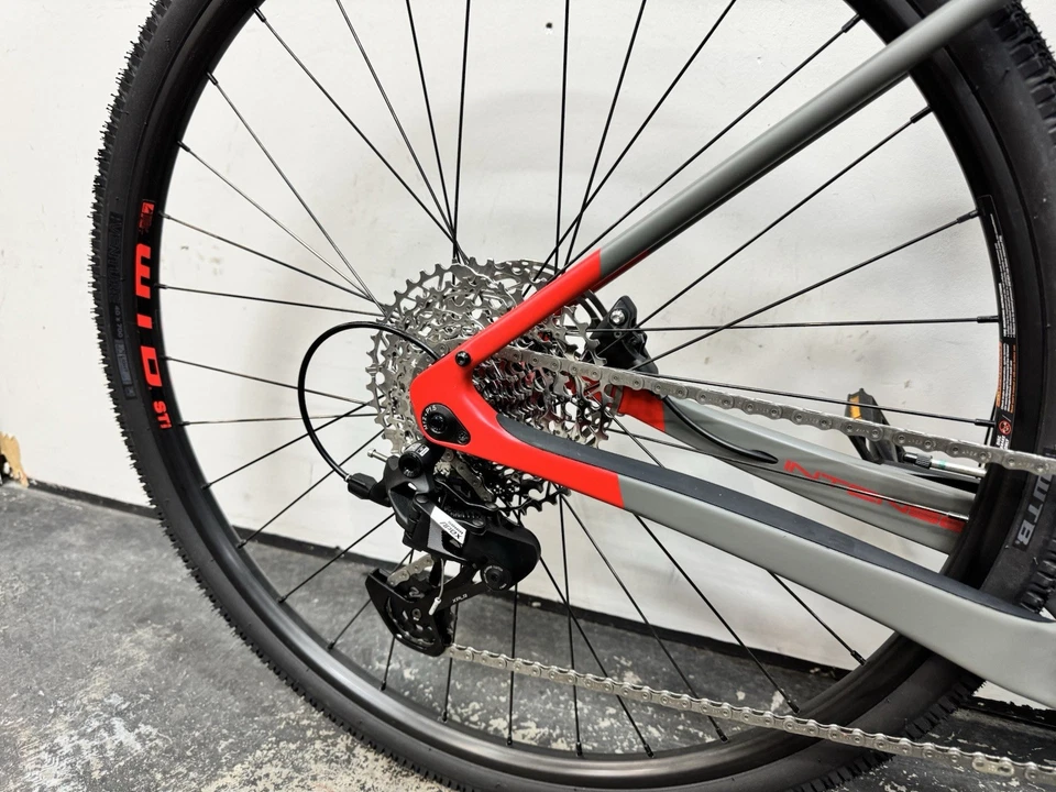 NEW 2023 Intense 951 Gravel Sport Cycle cross 700c Size Small (54) Gray Carbon - Image 2 of 4