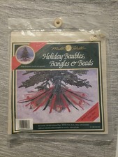 Mill Hill Holiday Baubles, Bangles  Beads Beaded  Ribboned Tree Skirt MHTS1