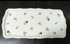 Excellent condition Villeroy & Boch Petit Fleur sandwich tray, 13.7in x 6.8in
