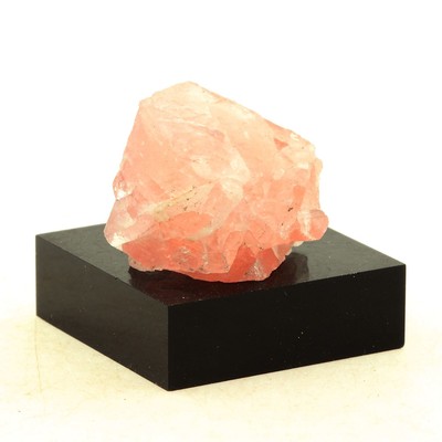 Minerals and Gemstones. Fluorite Rose. 68.10 ct. Talèfre, Massif du Mon