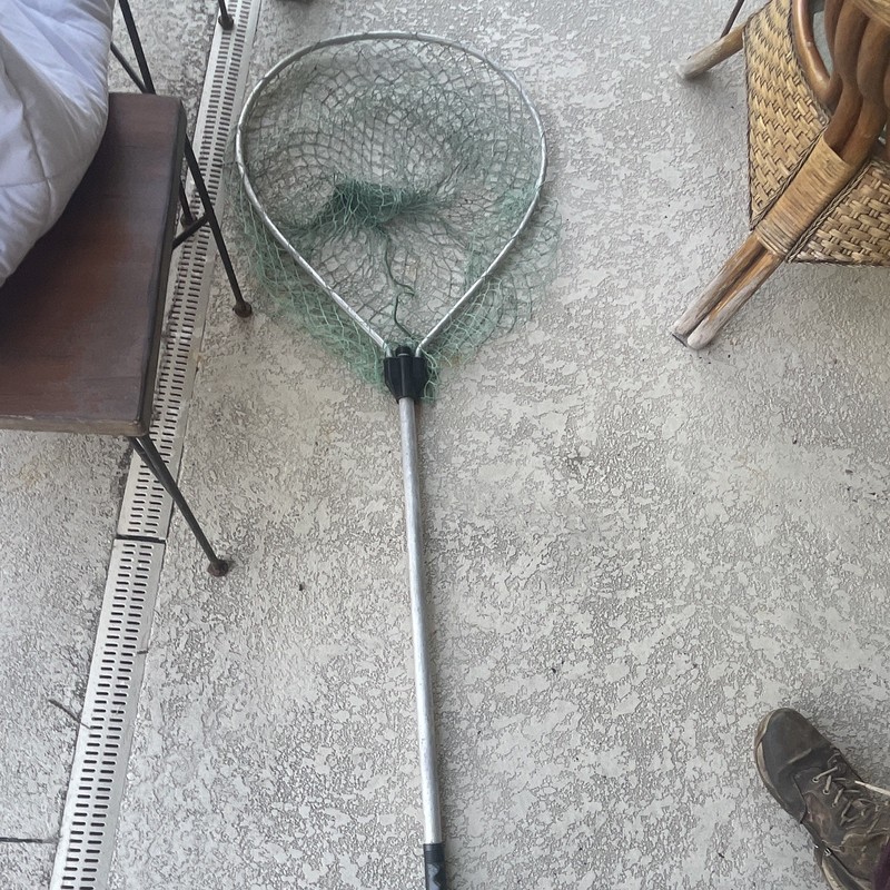 Green Nylon Mesh Landing Net w/ Silver Metal Handle, 0-20 in