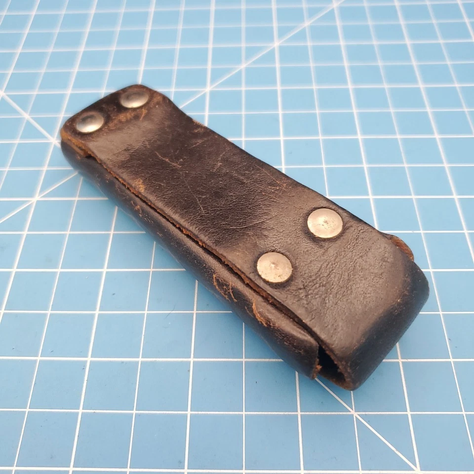 Funda Multiherramienta Plegable Leatherman PST De Colección Cuero Negro Original 4.5x4 Foto 3 de 4