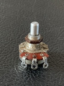 ビンテージフェンダーポット コンデンサー STACK POLE 1973年 ビンテージフェンダーポット コンデンサー STACK POLE 1973年