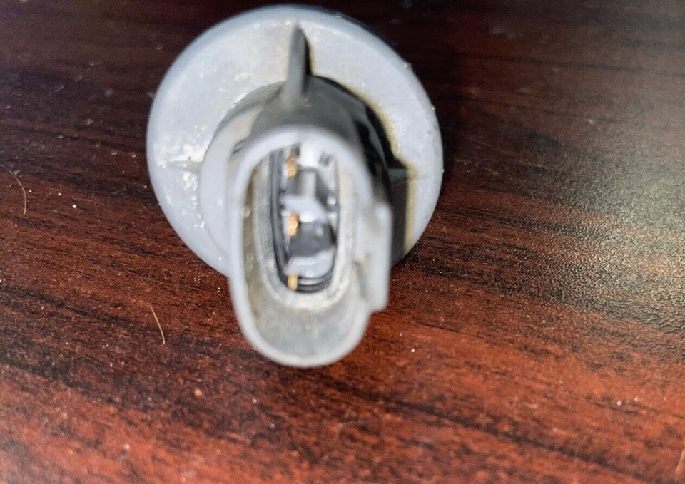 2007 HONDA ACCORD 3.0L 4 DOOR FRONT HEADLIGNT TURN SIGNAL BULB W/SOCKET OEM B32 Foto 3 de 4