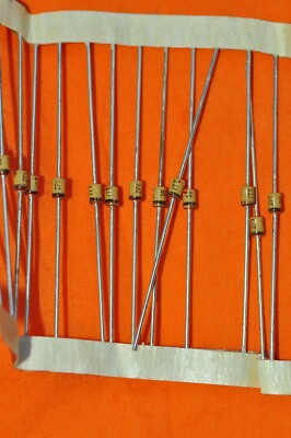 50 Stück Zener - Diode ZPY36,   36V, 1,3Watt