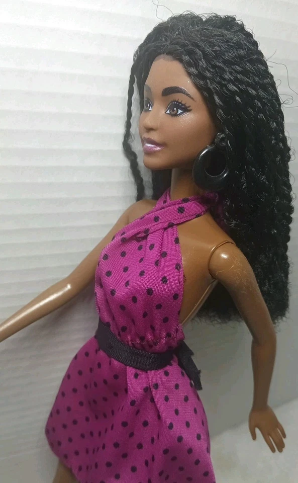 Custom Barbie Fashionista AA #198 OOAK rebodied Custom Fashion Restyle - Image 3 of 4