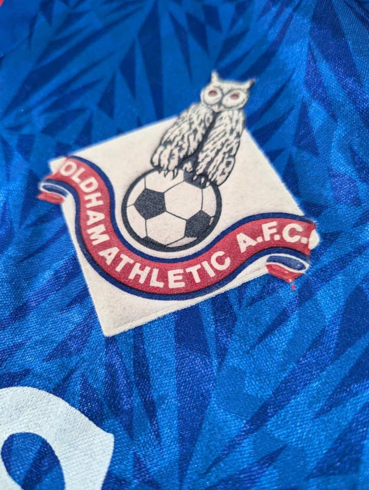 Vintage Oldham Athletic Umbro Football Shirt Mens Large 1991-1993 Home Blue - Image 3 of 4