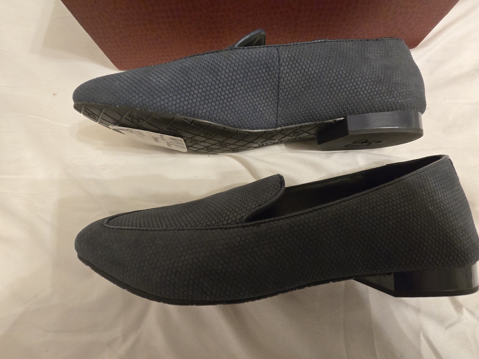 Donald J Pliner Honey-03 Women's 6M Navy Blue Leather Loafer Flats Slip On Shoes image 7