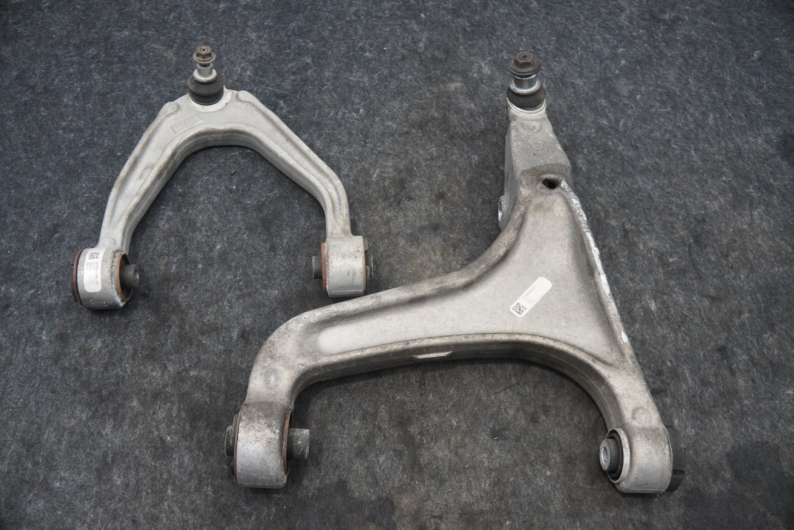 Set 2 Front Left Control Arm 670006934 OEM Maserati Quattroporte M156 2014-16