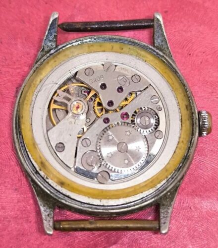 Original WOSTOK VOSTOK Slim 2209 Vintage Soviet USSR Mechanical Watch For Parts - Afbeelding 1 van 13