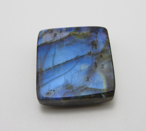93.00 Cts Labradorite Natural Gemstone Cabochon Best For Pendant Use 28x32x8 mm - Picture 3 of 3