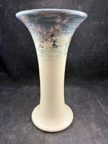 Weller Pottery Arts and Crafts  Vase Hudson  Ivory and floral lavender 10.5"