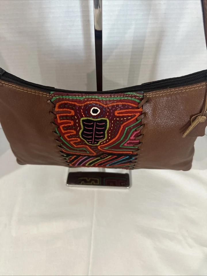 Boots N Bags Small Colombian Leather Embroidered Brown Shoulder Bag - Image 4 of 4