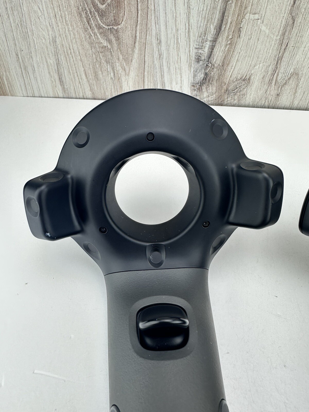 HTC Vive Virtual Reality VR Wand Controllers (2PR7100) Pair - No Chargers - Picture 6 of 10