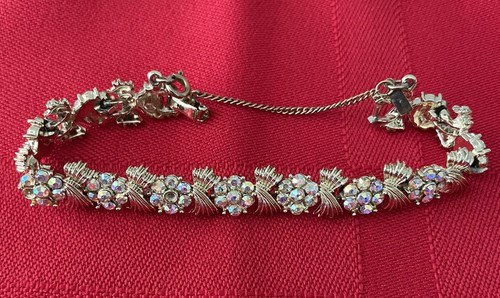 Vintage Longcraft Gold Tone Arora Borealis Necklace and Bracelet Set - Picture 9 of 11