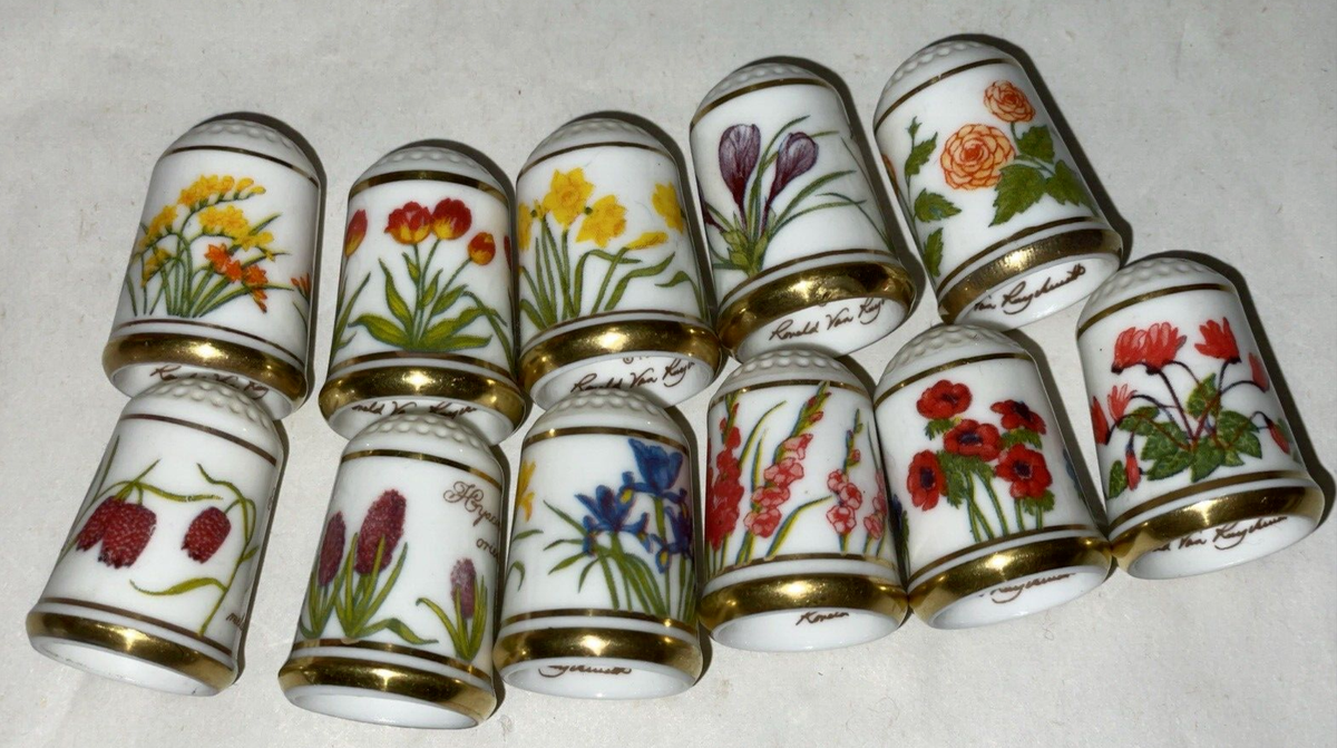 Franklin Mint Porcelain FLOWERS OF THE NETHERLANDS Thimbles