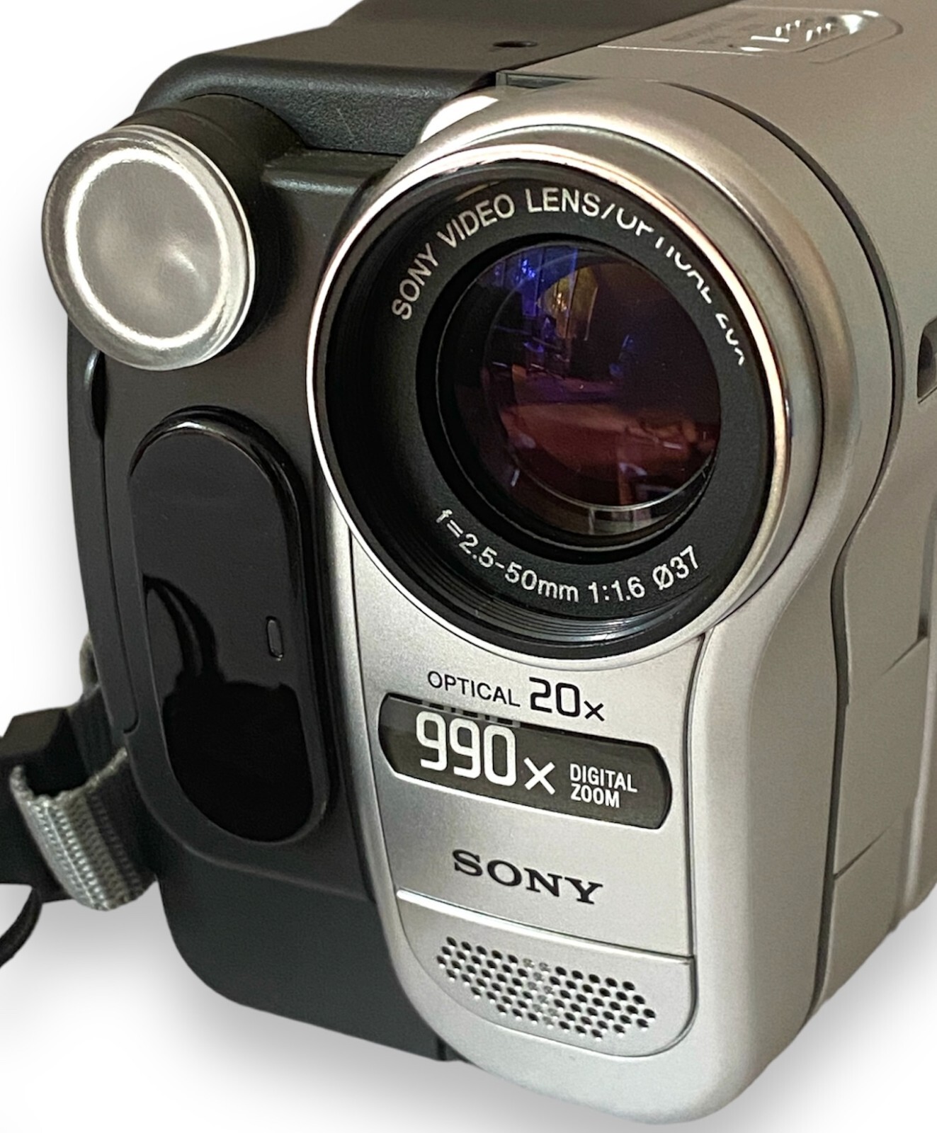 Sony CCDTRV138 Handycam HI8 8mm Video8 camera Camcorder Clean and