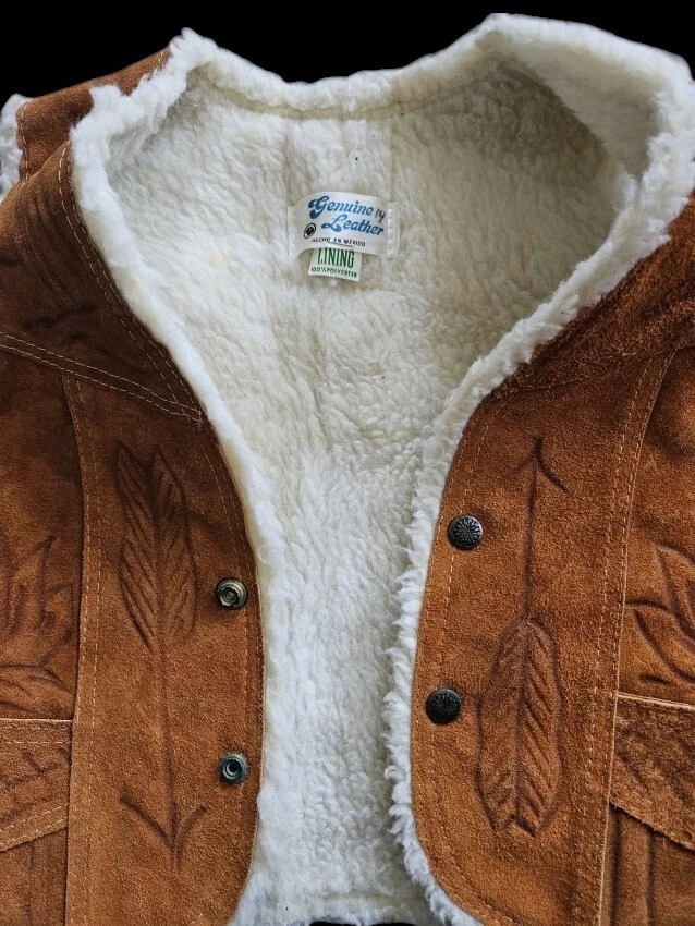 ~ NUEVO Chaleco Sherpa Forrado en Relieve Indio Cuero Genuino Niños Talla 14 Foto 3 de 4