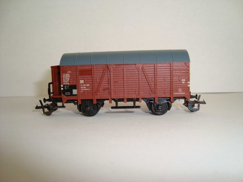 TT - Zeuke_2achs. brauner Güterwagen mit Bremserhaus DR in OVP (3961) | Zustand: Gebraucht