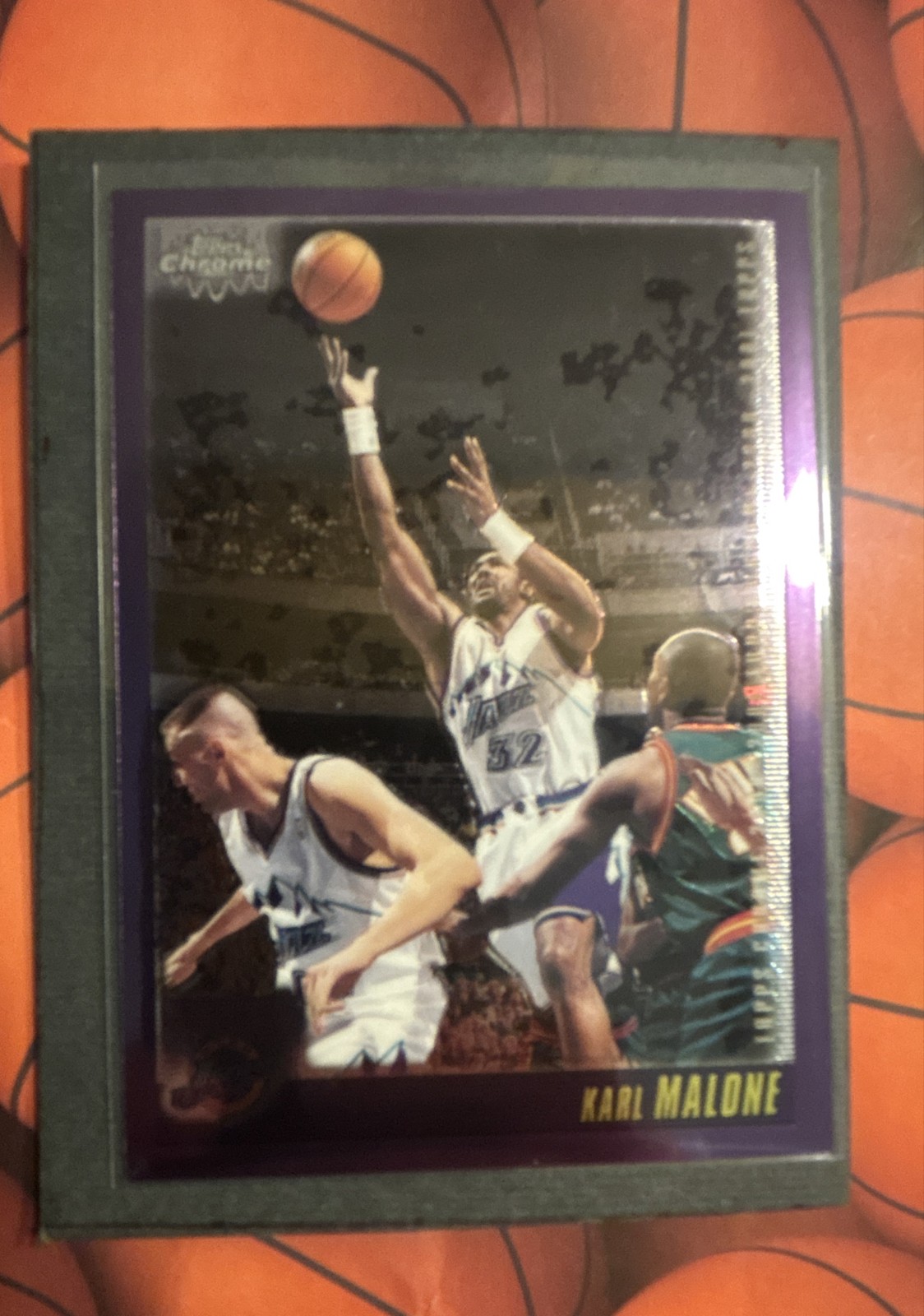 2000-01 Topps Chrome - Karl Malone #129 Refractor-Free Shipping