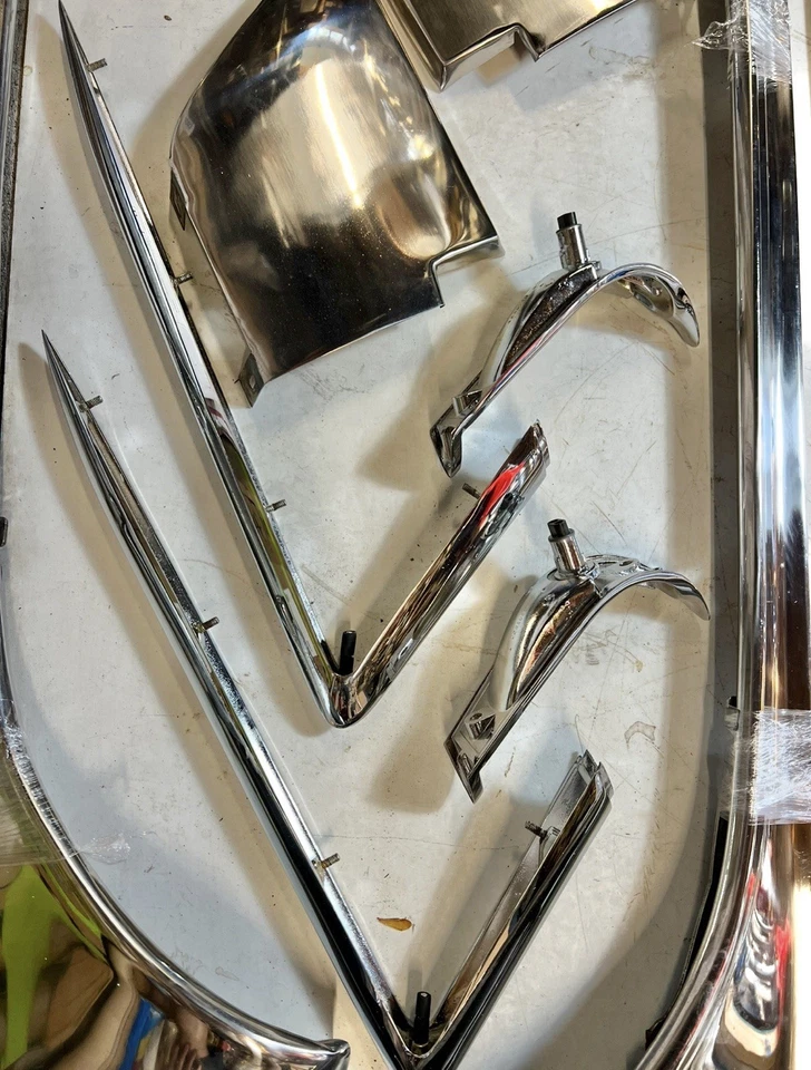 Cadillac Eldorado Brougham 1957 1958 luz trasera biseles cromo aleta freno moldura Foto 4 de 4