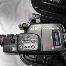 Canon E250A Camcorder Canovision plus extras in Case, w/battery charger UNTESTED