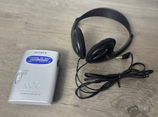 Sony Walkman SRF-59 AM/FM Portable Radio w/ Sony MDR-023 Headphones Tested