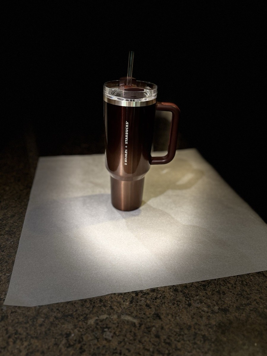 スターバックス Stanley X Starbucks Limited Edition Lavender Sakura 40oz Tumbler