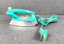 Vintage Suzy Homemaker Iron Still Works  Lights Up Gets Warm