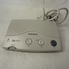Radio Shack Wireless FM Intercom Three-Phase Compatible White Model 43-493 A