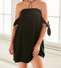 Urban Outfitters Kimchi Blue Medium Dress Off the Shoulder Party Dance Sexy