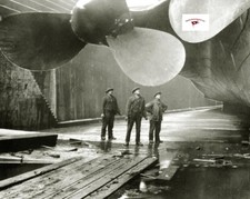 RMS TITANIC PORT WING PROPELLER IN THOMPSON GRAVING DOCK