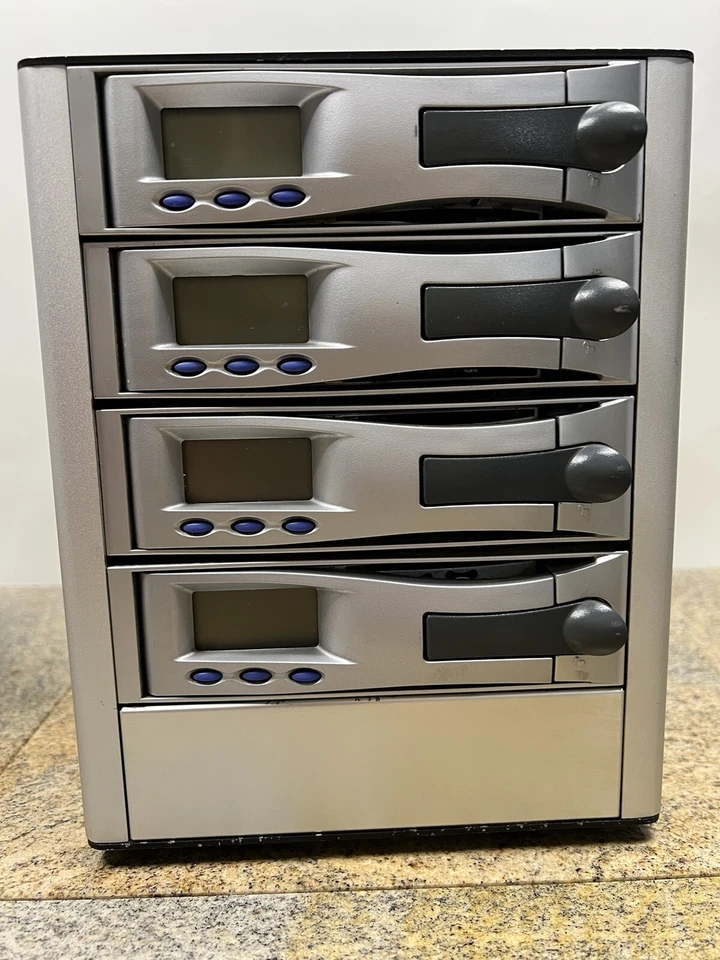 Wiebetech Quad Bay Dock Firewire 400 IDE IEEE 1394 Mac PC CRU. Read Description - Image 4 of 4