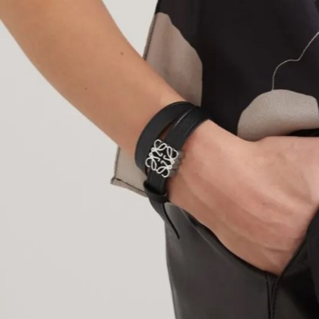 【関税&送料込】Loewe Bracelet s-l1200.jpg