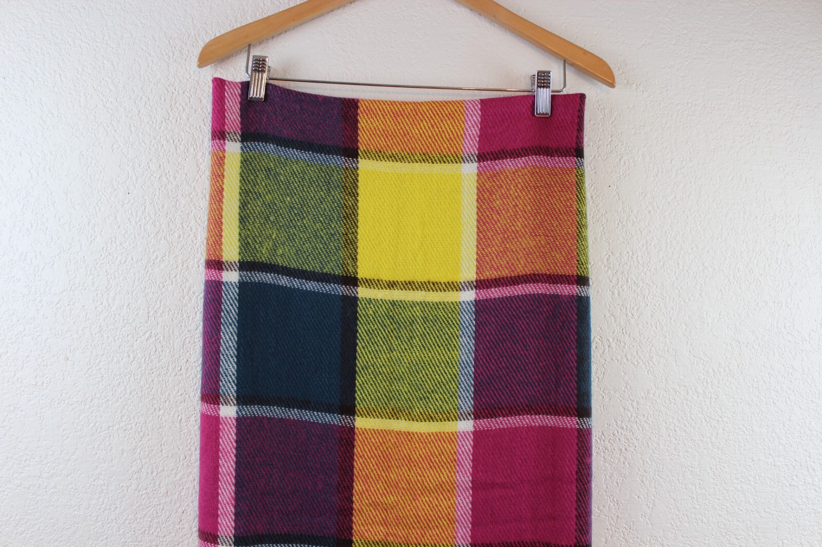 Unbranded Bright Colored Plaid Pattern Scarf Warm… - image 3