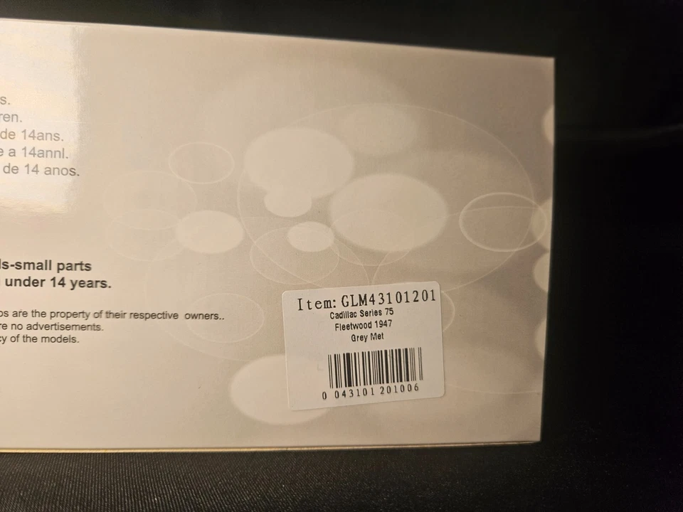 RARO GLM 1947 Cadillac Seventy Five Fleetwood Gris Escala 1:43 Inv. #5451 Foto 4 de 4