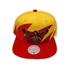 Mitchell & Ness Atlanta Hawks Sharktooth Adjustable Snapback Hat Cap