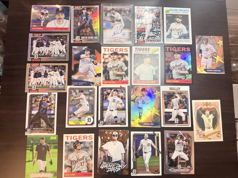 Topps Detroit Tigers 23-Card Lot 2025 Chrome/Heritage RC Inserts Autos