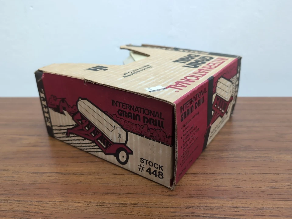 1/16 Ertl Farm Toy Case IH International Grain Drill - Image 3 of 3