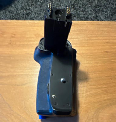 Meike MK-6D Batteriegriff für Canon EOS 6D mit Auslöser, Stativ, Schwarz