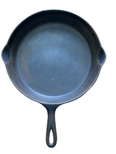 WAPAK # 10 Cast Iron Skillet, Has Crack