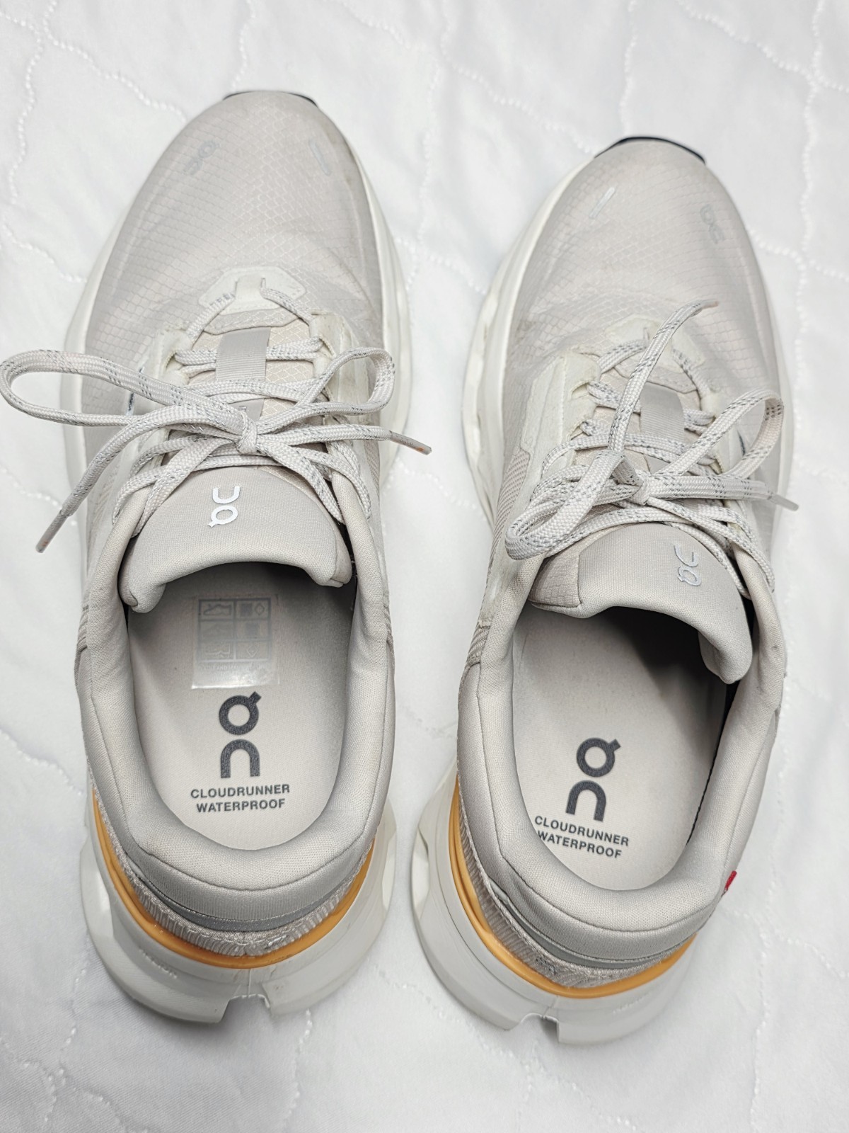 Women's On Cloud Size 9 Cloudrunner Waterproof Ru… - image 3