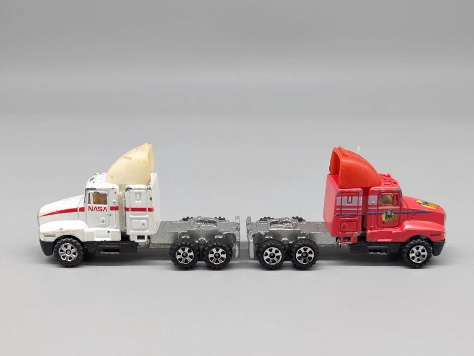 Lote de semirremolque diecast Road Champs vintage Kenworth T600A Aerodyne Mack Super Foto 4 de 4